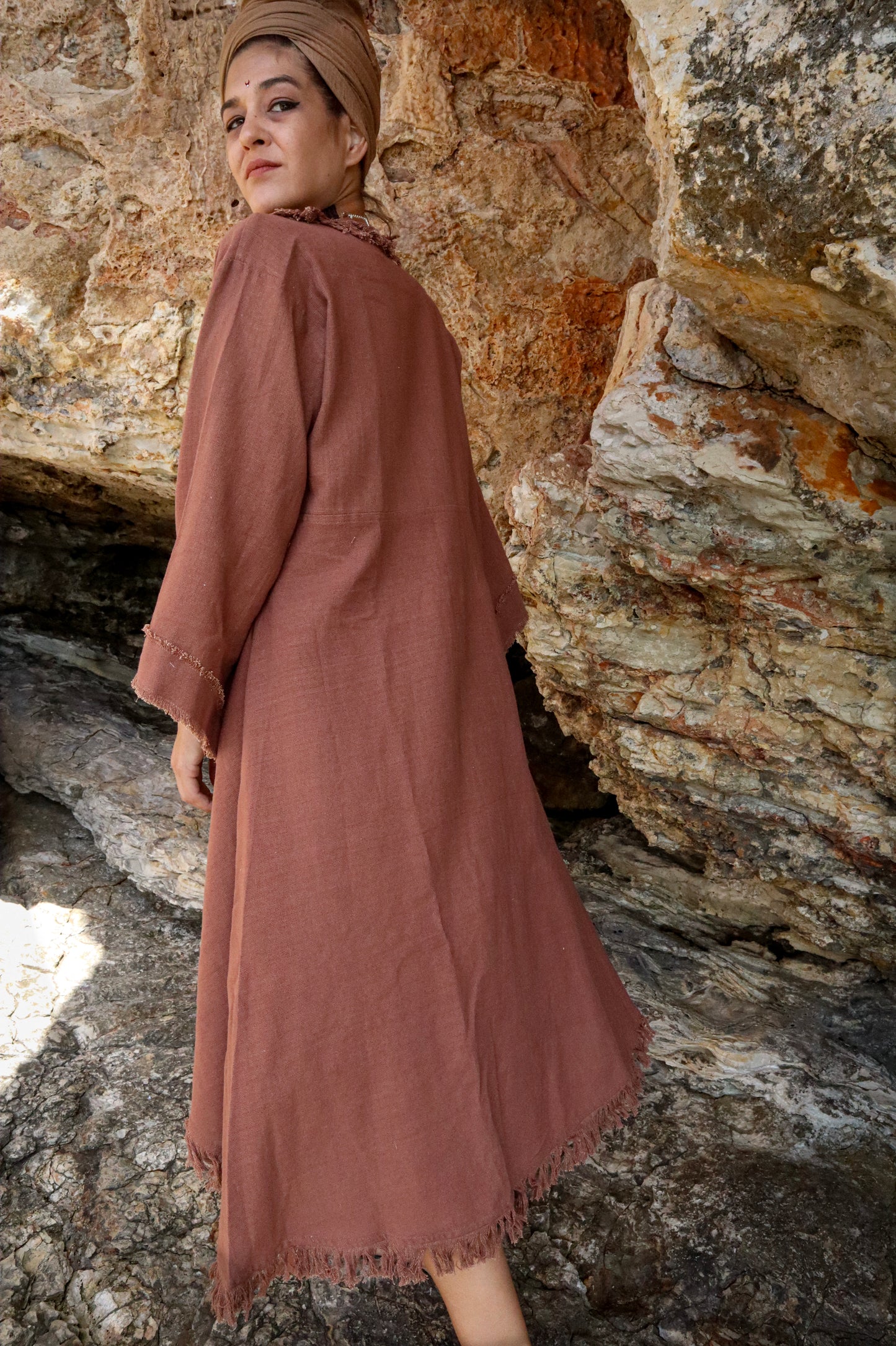 Chaqueta Deval atada marrón rojizo Largo
