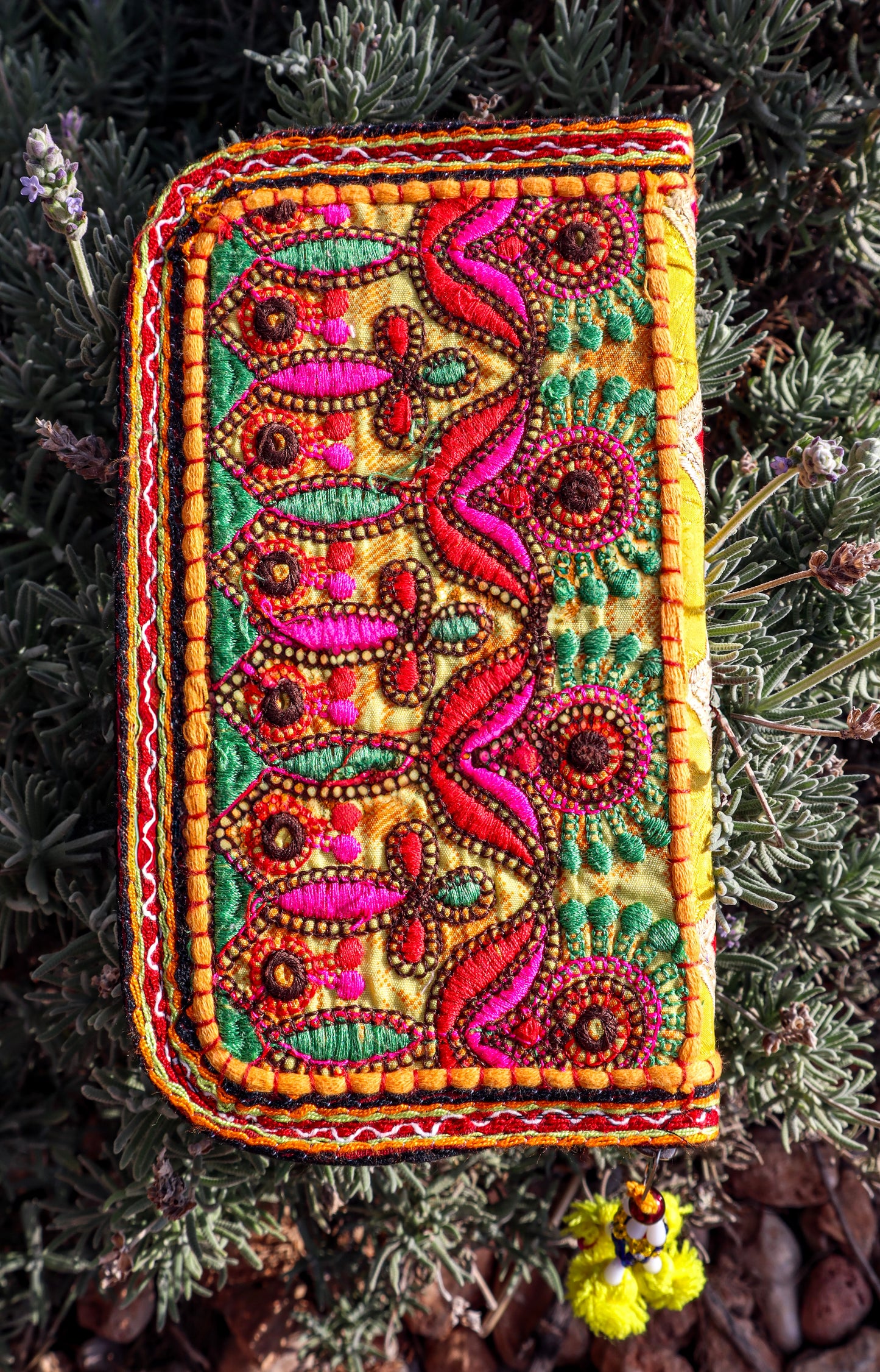 Carteras Sarayu