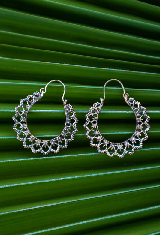 Svarn brass earrings