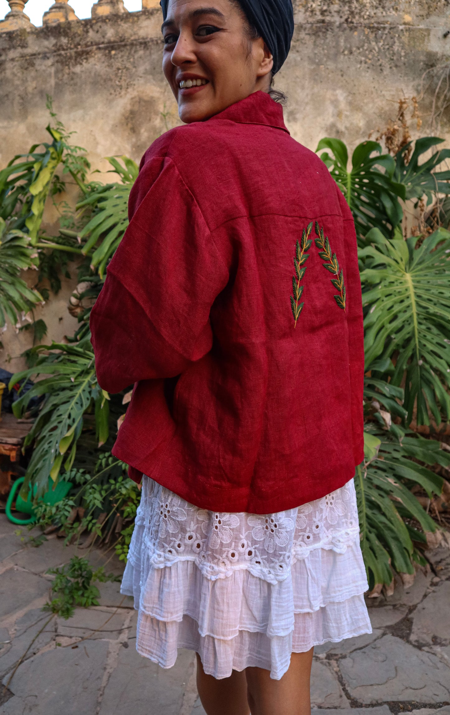 Chaqueta Lino con bordado Roja