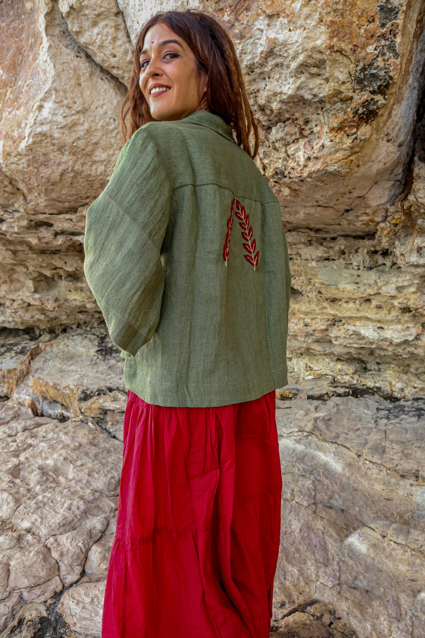 Chaqueta Lino con bordado Rojo