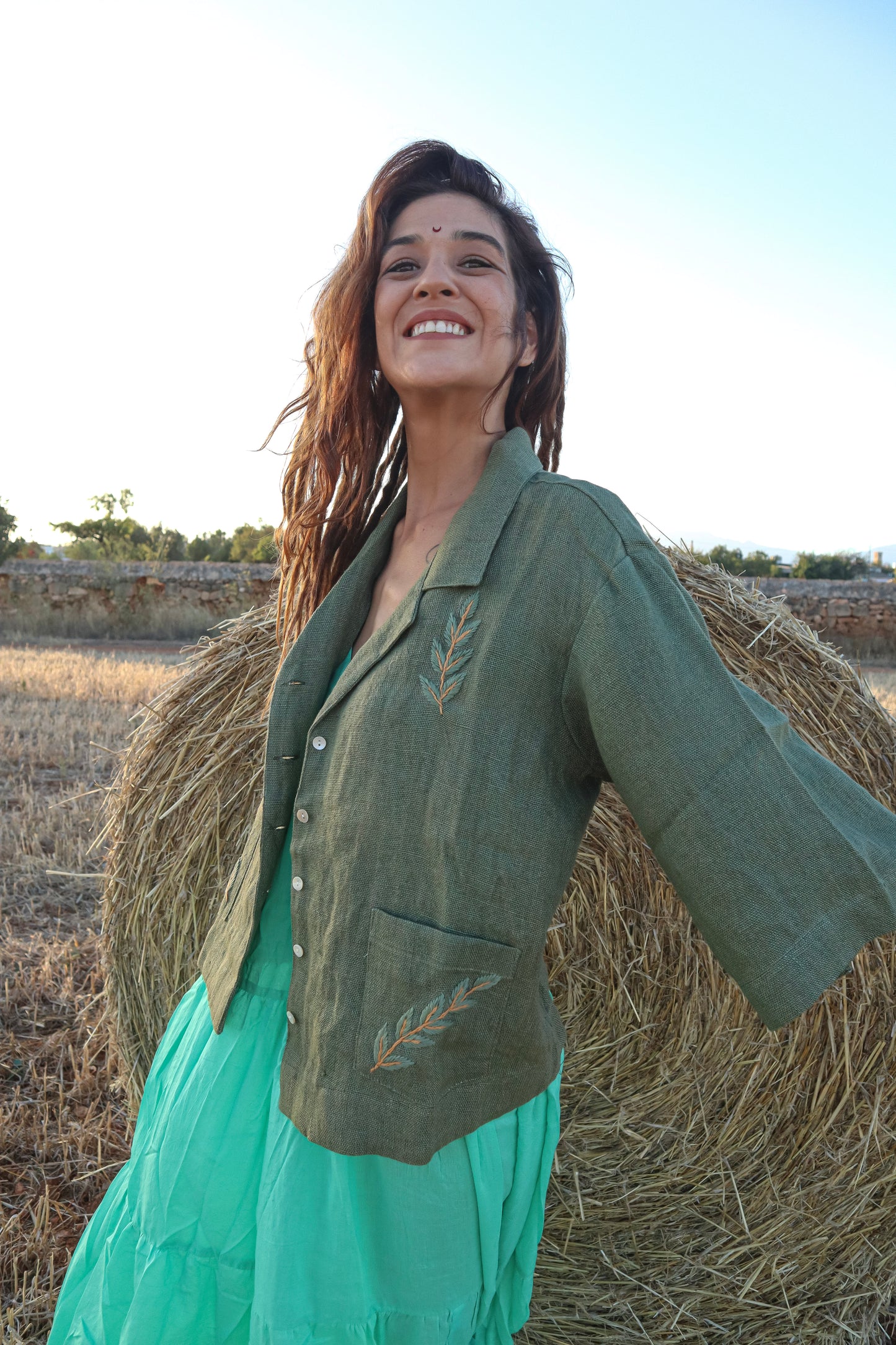 Chaqueta Lino con bordado Verde