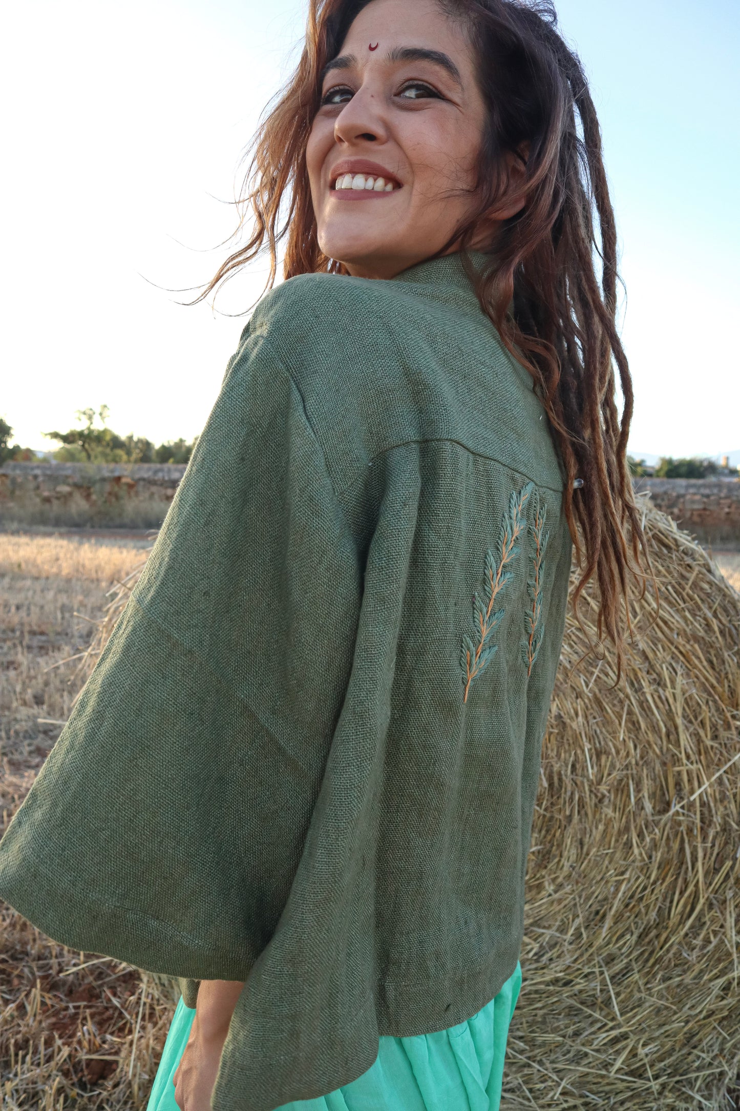 Chaqueta Lino con bordado Verde