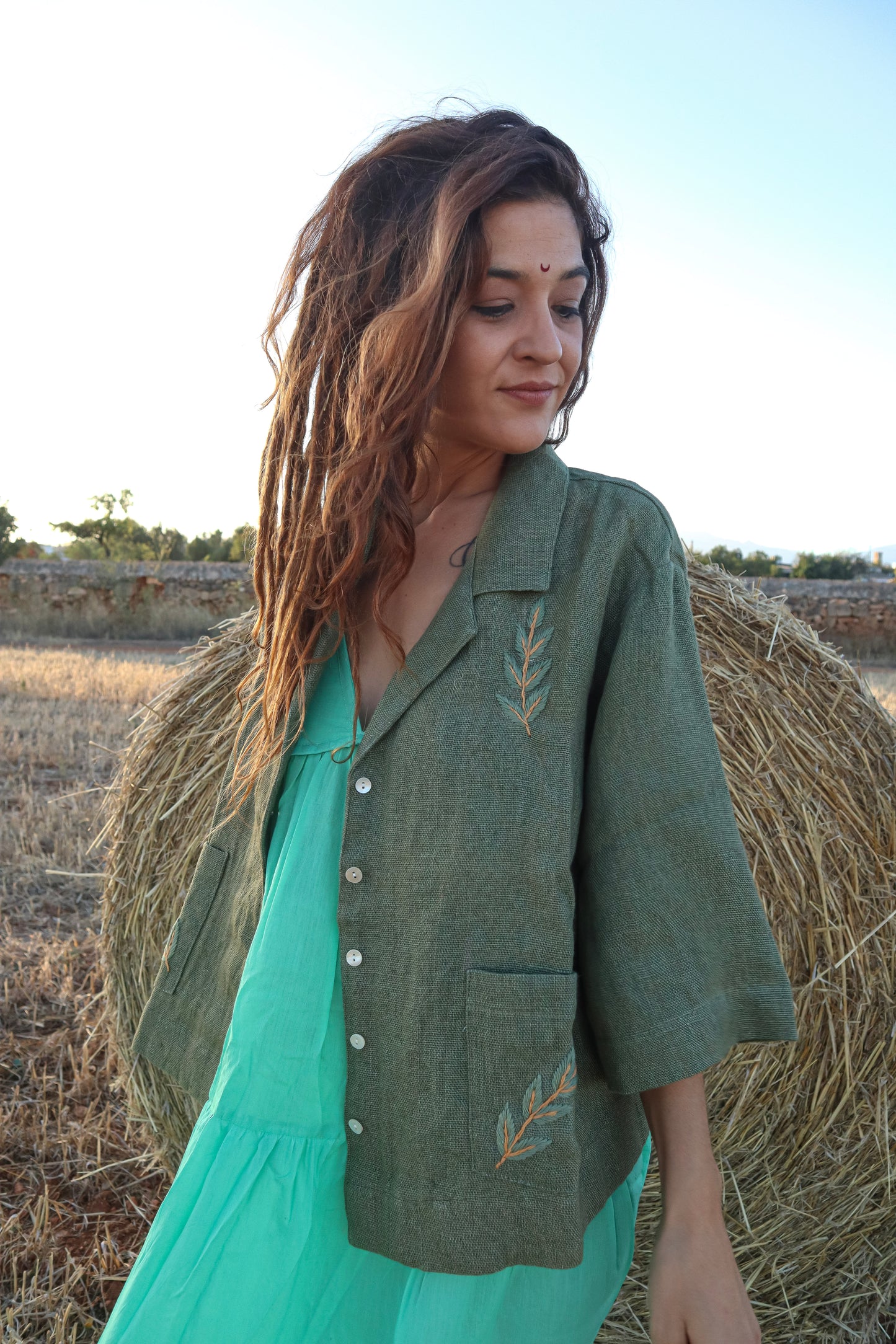 Chaqueta Lino con bordado Verde