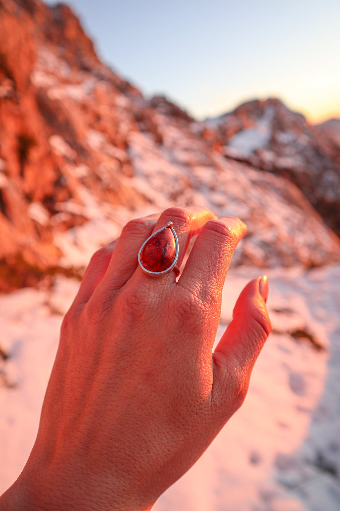 Anillo Piedra Roja Matriz Madre Tierra