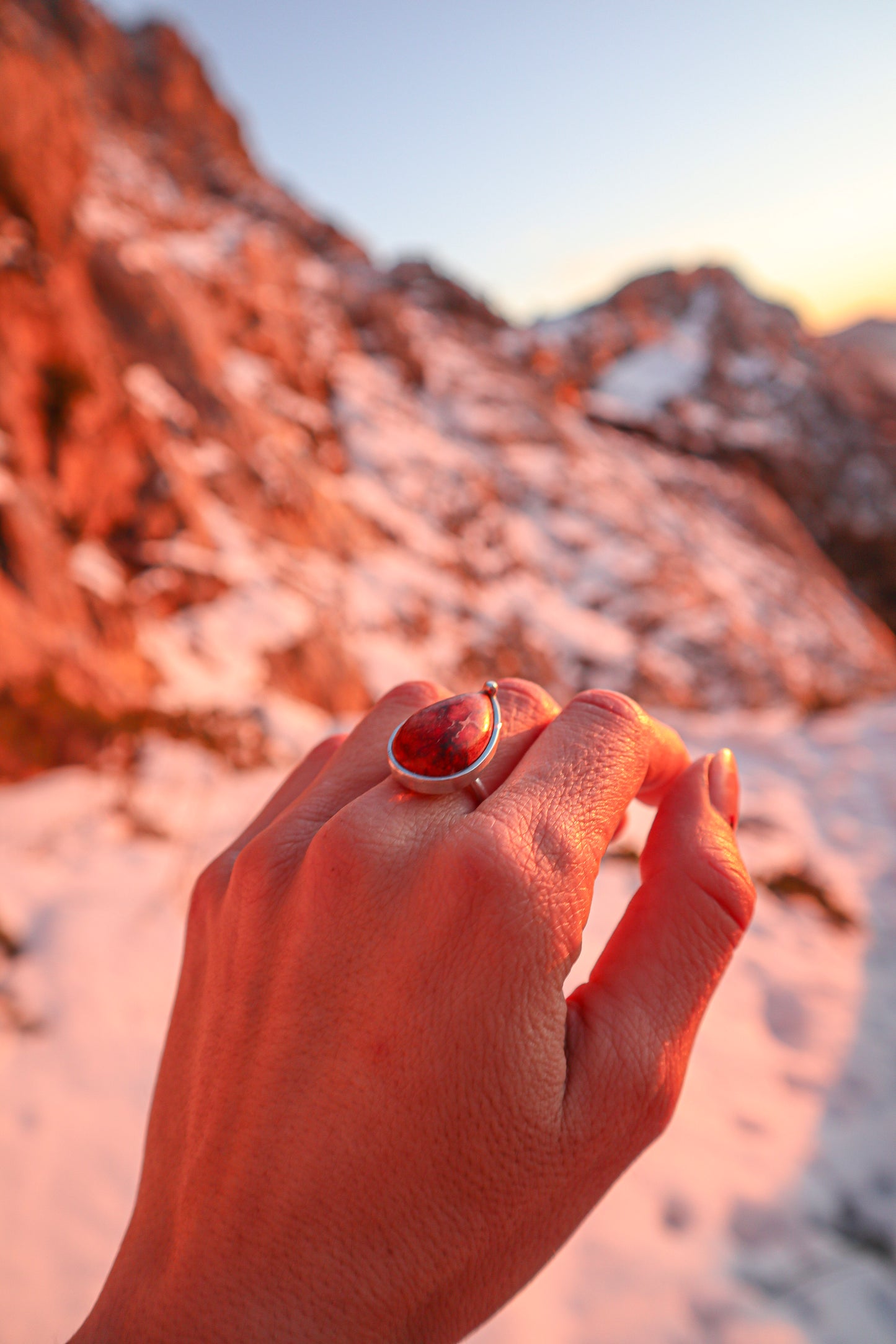 Anillo Piedra Roja Matriz Madre Tierra