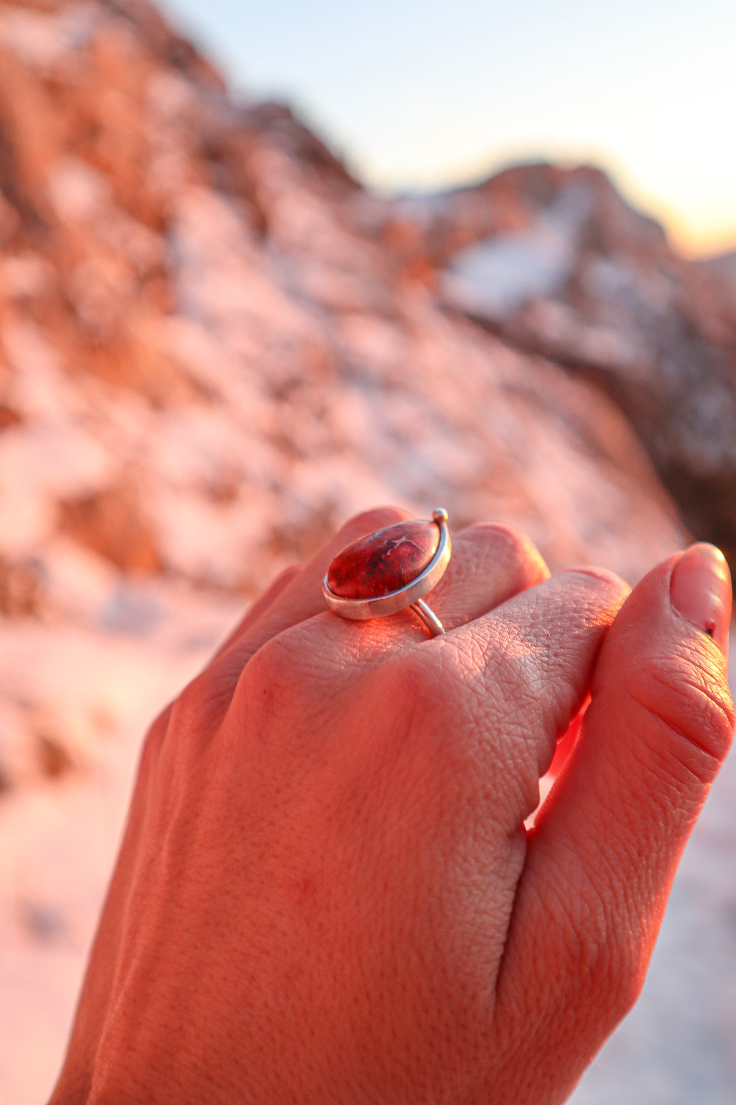 Anillo Piedra Roja Matriz Madre Tierra