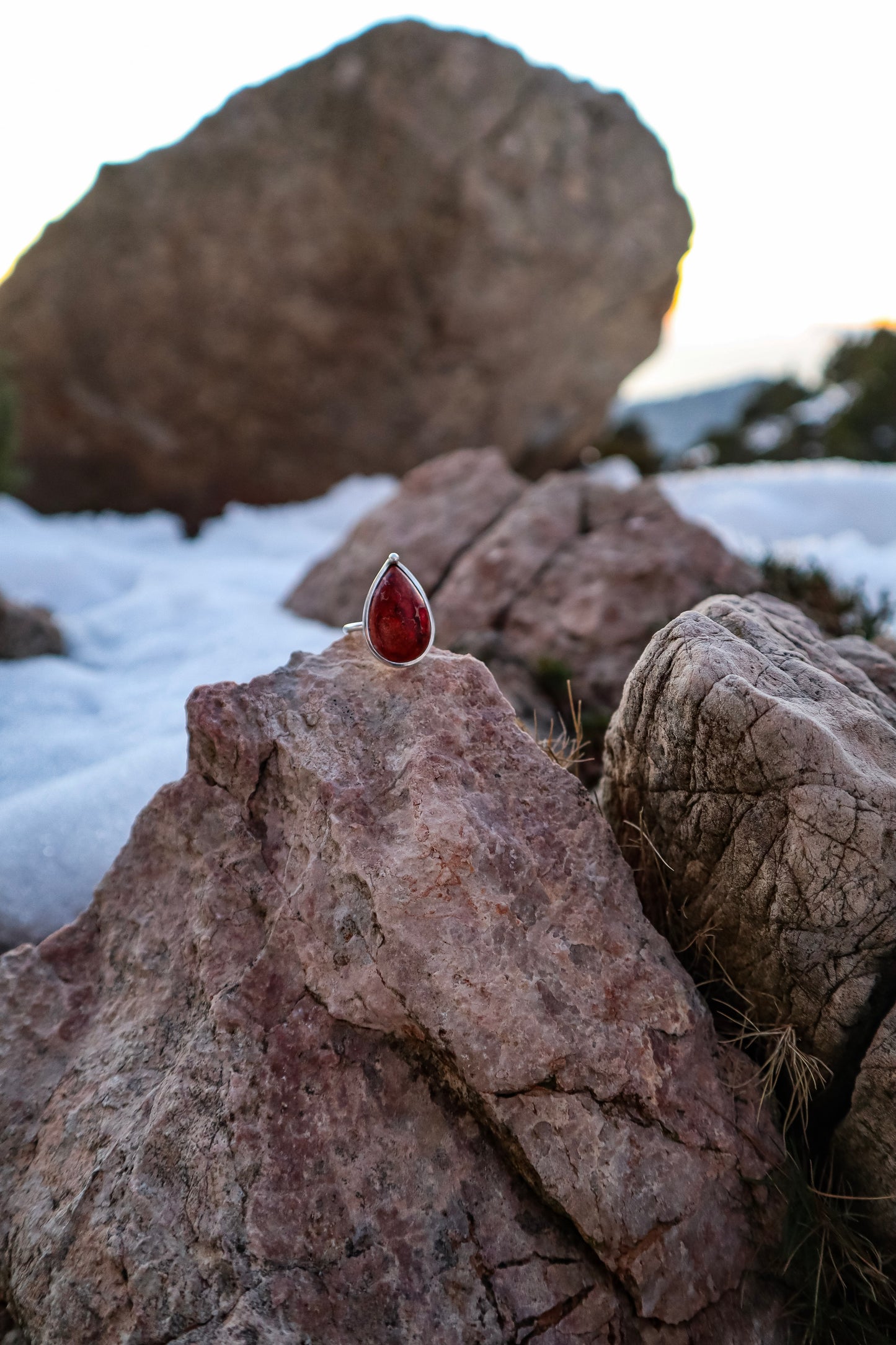 Anillo Piedra Roja Matriz Madre Tierra