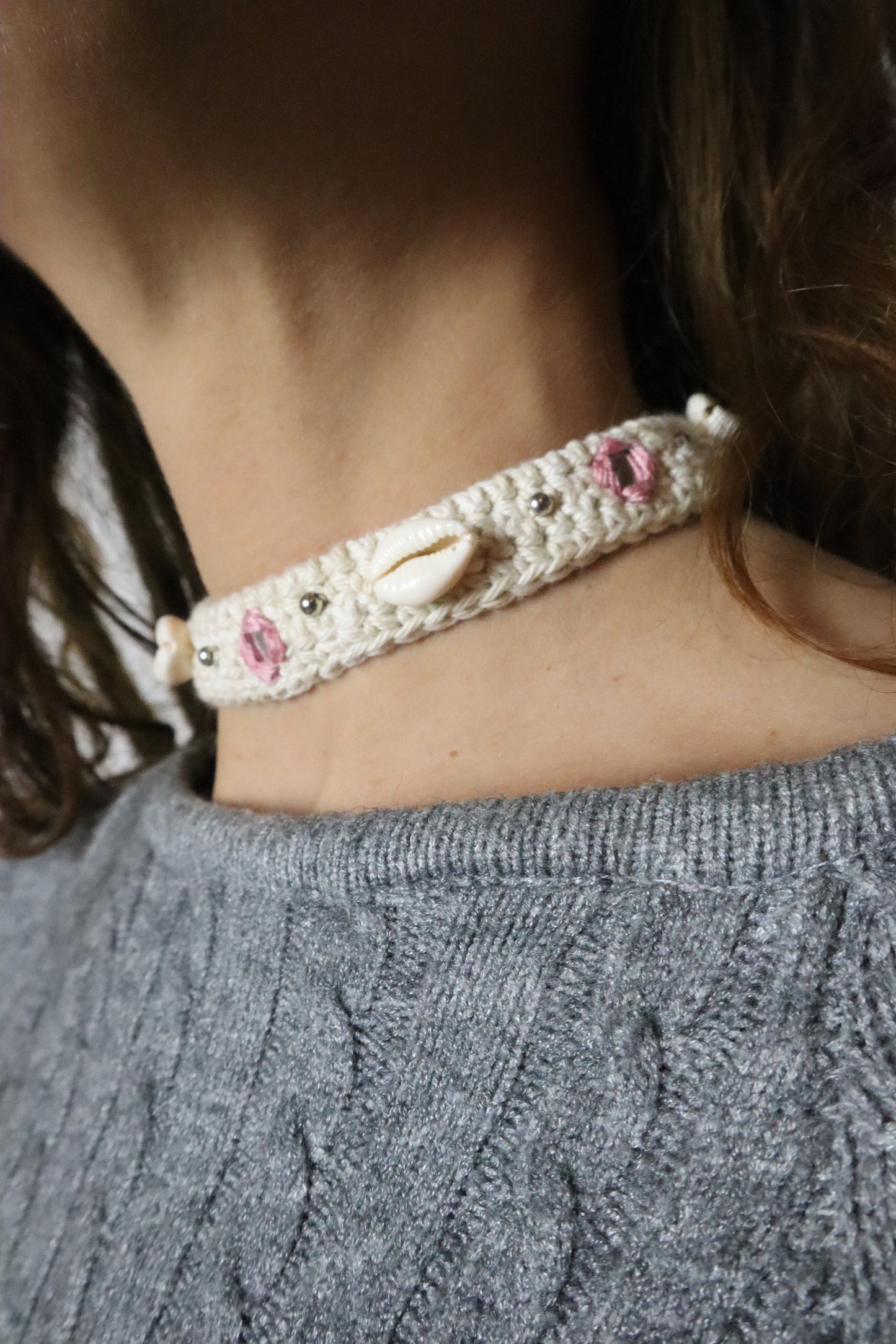 Collar de Ganchillo hecho a mano con amor Aath